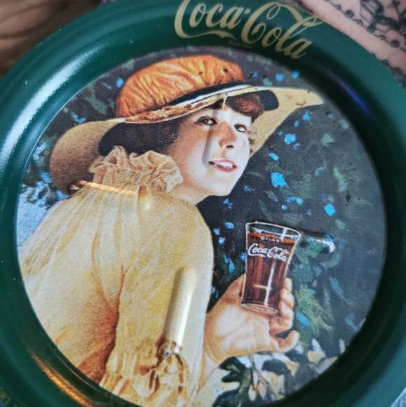 5Victorian coca cola coaster 1983. - Picture 4 of 9